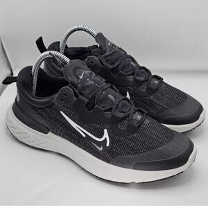Nike React Miler 2 Shield Black White Womens 7.5 Running Shoes Weatherized Gym